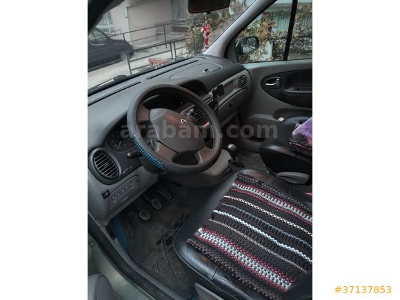 Sahibinden Renault Scenic 1.6 Dynamique 2004 Model