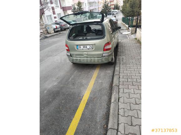 Sahibinden Renault Scenic 1.6 Dynamique 2004 Model