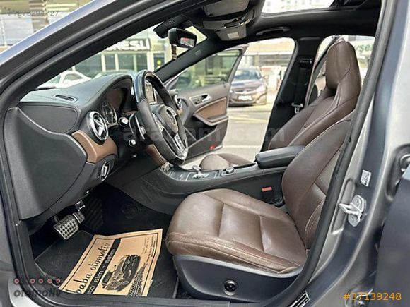 AKBABA OTOMOTİVDEN A 45 AMG 4 MATİC CAMTAVAN-TABA HATASIZ