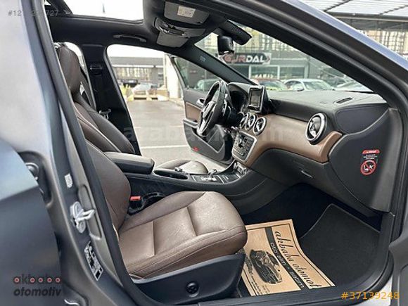 AKBABA OTOMOTİVDEN A 45 AMG 4 MATİC CAMTAVAN-TABA HATASIZ