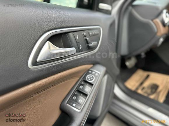 AKBABA OTOMOTİVDEN A 45 AMG 4 MATİC CAMTAVAN-TABA HATASIZ