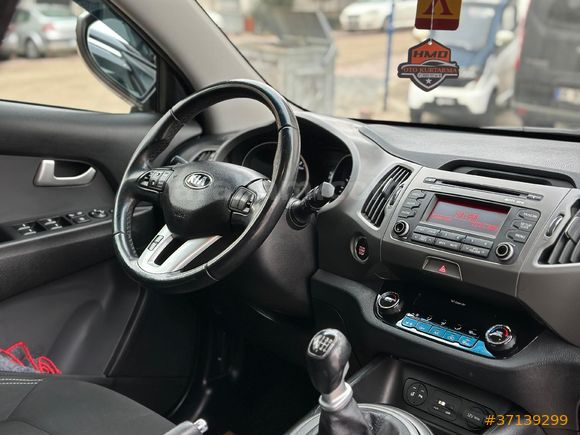 Sahibinden Kia Sportage 1.6 GDI Concept Plus 2014 Model Ankara 179000 km Siyah