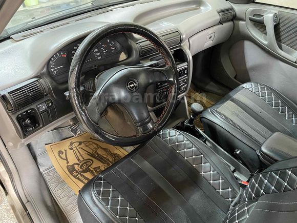  Opel Astra 1.6 GL 1996 Model 