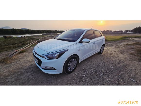 Sahibinden Hyundai i20 1.4 CRDi Jump 2016 Model Adana 220.000 km