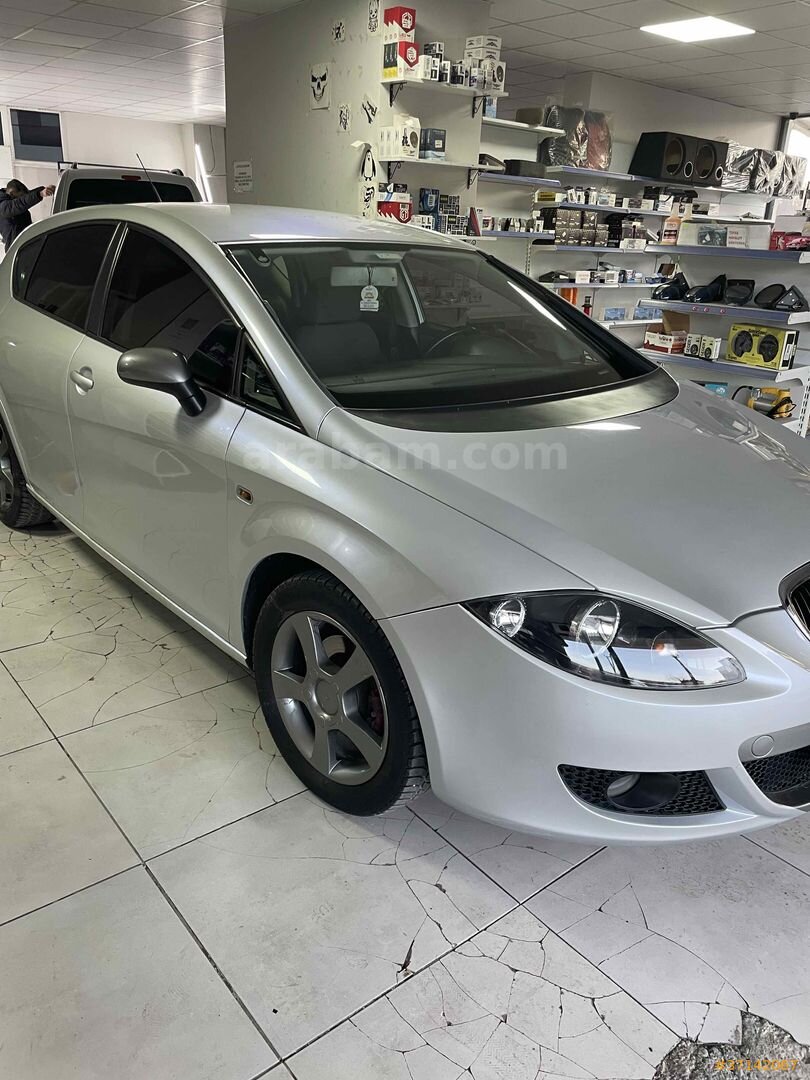 Sahibinden Seat Leon 1.6 Stylance 2006 Model Bolu 250.000 km Gri 1