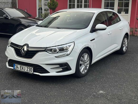 2021 MODEL 1.5 BLUE DCİ 140.000 KM ELDEN SENET TAKSİT İMKANI