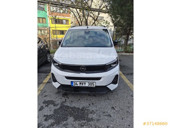 Sahibinden Opel Combo 1.5 CDTI Essential 2025 Model