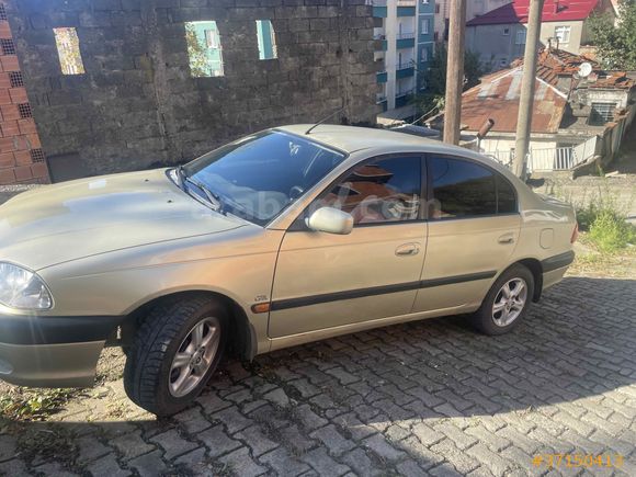 Sahibinden Toyota Avensis 2.0 Sol Extra 2001 Model 