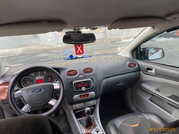 Sahibinden Ford Focus 1.6 TDCi Titanium 2010 Model  289.000 km Beyaz