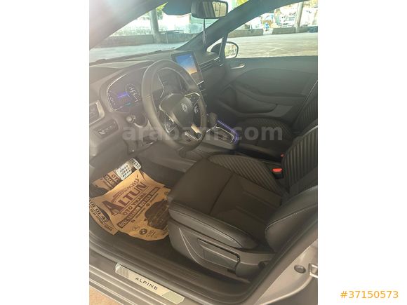 Sahibinden Renault Clio 1.0 TCe Techno Esprit Alpine 2025 Model