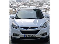 FULL + FULL ix35 • HATASIZ • CAM TAVAN/OTOMATİK PARK • 4 KOLTUK ISITMA