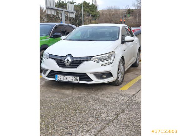 Sahibinden Renault Megane 1.5 Blue DCI Joy 2020 Model