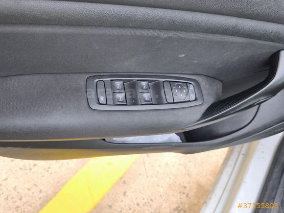 Sahibinden Renault Megane 1.5 Blue DCI Joy 2020 Model