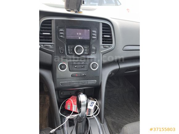 Sahibinden Renault Megane 1.5 Blue DCI Joy 2020 Model