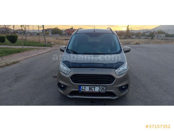 Otomobil Ruhsatlı Ford Tourneo Courier 1.5 TDCi Titanium Plus 2020 Model