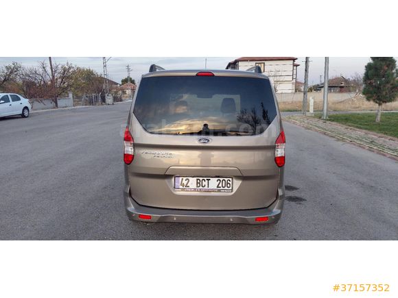 Otomobil Ruhsatlı Ford Tourneo Courier 1.5 TDCi Titanium Plus 2020 Model