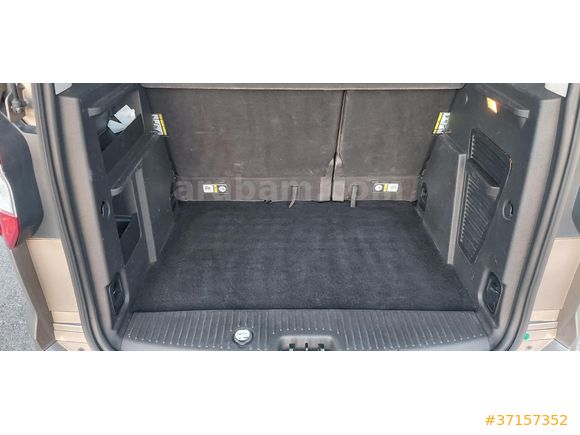 Otomobil Ruhsatlı Ford Tourneo Courier 1.5 TDCi Titanium Plus 2020 Model