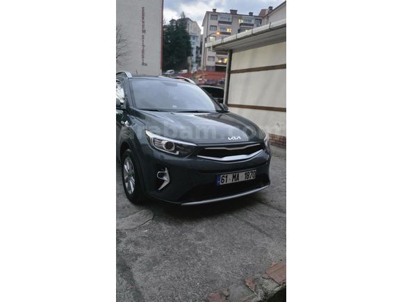 Sahibinden Kia Stonic 1.4 MPI Cool 2022 Model Trabzon