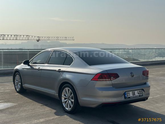 2021 ÇIKIŞLI TEMİZ PASSAT