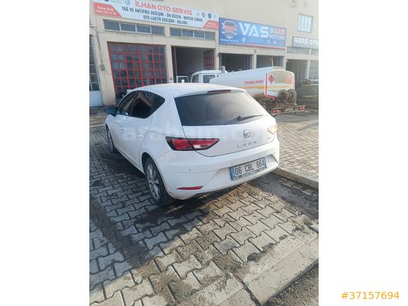 Sahibinden Seat Leon 1.6 TDI katlanır ayna 2017 Model
