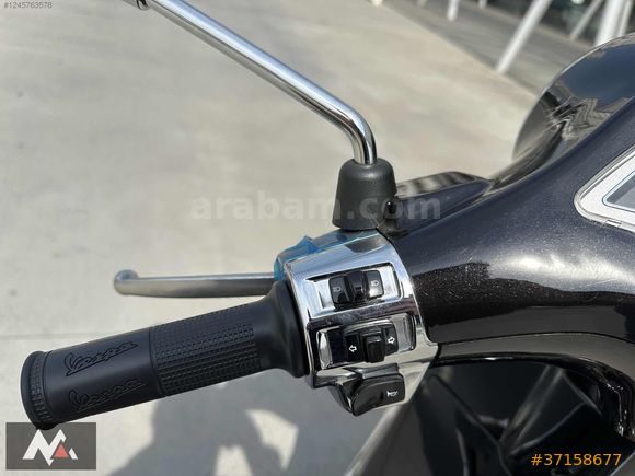 VESPA PRİMAVERA 125cc ÖN CAM EKS HATASIZ ABS SİYAH-TABA 3000km