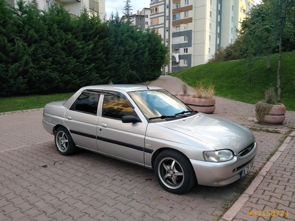 Ford Escort 1.8 CLX 1997
