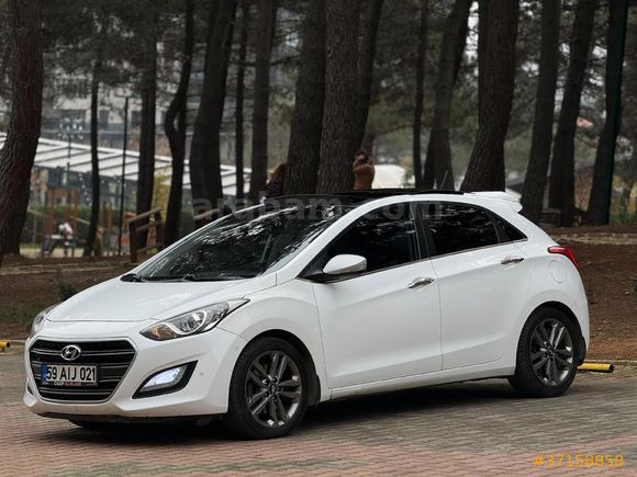 Sahibinden Hyundai i30 1.6 CRDi Elite 2016 Model