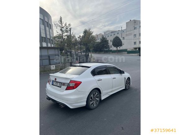 Sahibinden Honda Civic 1.6 i-VTEC ECO Elegance 2013 Model 