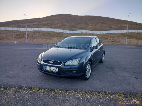 Sahibinden Ford Focus 1.6 TDCi Ghia 2008 Model
