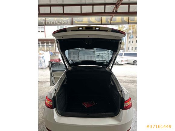 Skoda SuperB 1.6 TDI Prestige 2016 CAM TAVAN E.BAGAJ 