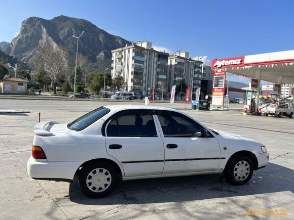BAKIMLI TOYOTA COROLLA 1.3 XE 96 MODEL 