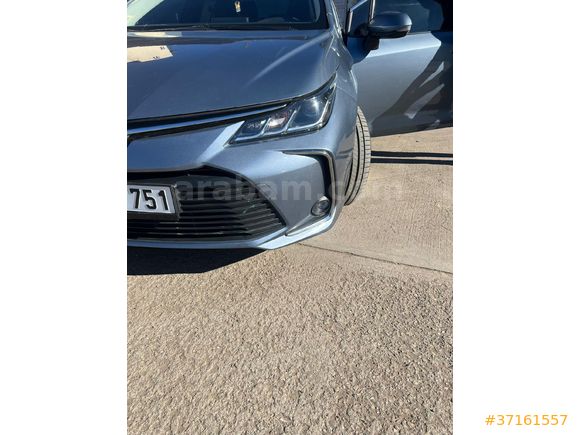 Sahibinden Toyota Corolla 1.5 Flame X-Pack 2022 Model