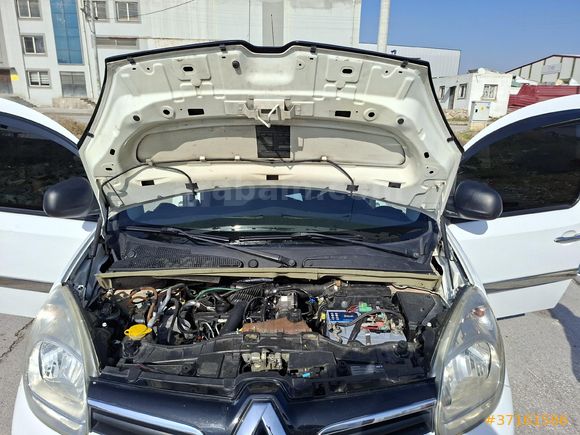 2013 Model Renault Kangoo 213 KM'de 1.5 Dizel 90 HP