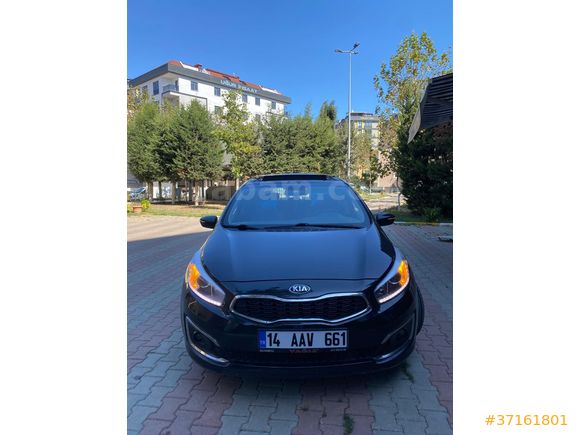 Sahibinden Kia Ceed 1.6 CRDi Concept Plus 2015 Model  265.000 km Siyah