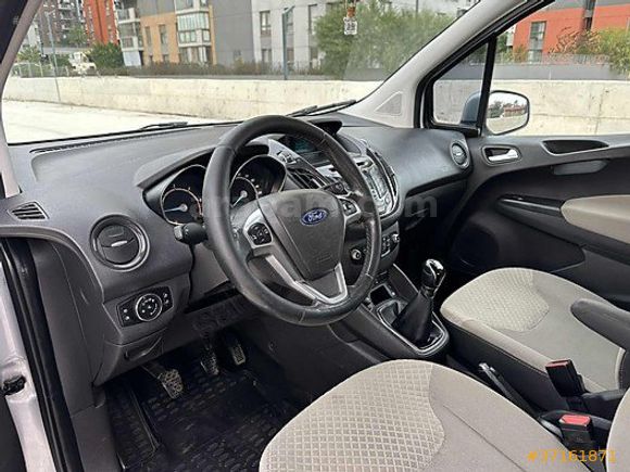 ""OTOMOBİL RUHSATLI TİTANİUM PLUS KUSURSUZ TEMİZLİKTE""
