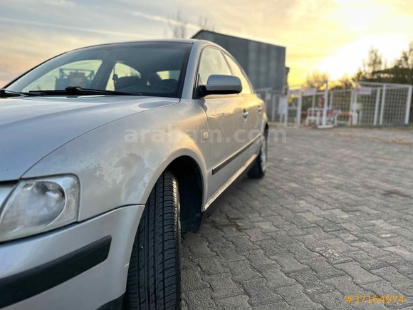 Sahibinden Volkswagen Passat 1.8 Trendline 2000 Model 