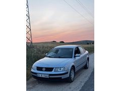 Sahibinden Volkswagen Passat 1.8 Trendline 2000 Model 