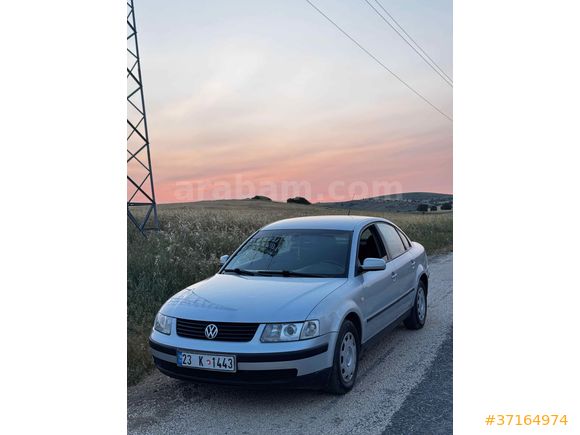 Sahibinden Volkswagen Passat 1.8 Trendline 2000 Model 