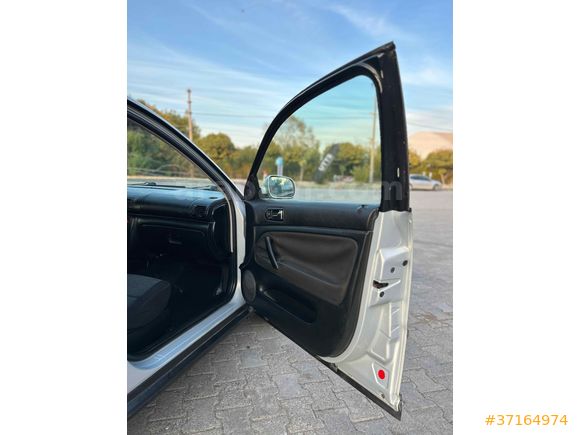 Sahibinden Volkswagen Passat 1.8 Trendline 2000 Model 