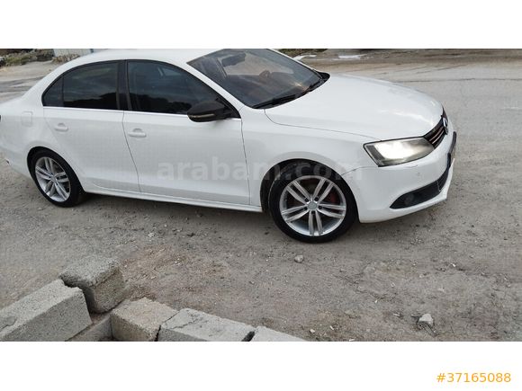 Sahibinden Volkswagen Jetta 1.4 TSi Comfortline 2012 Model