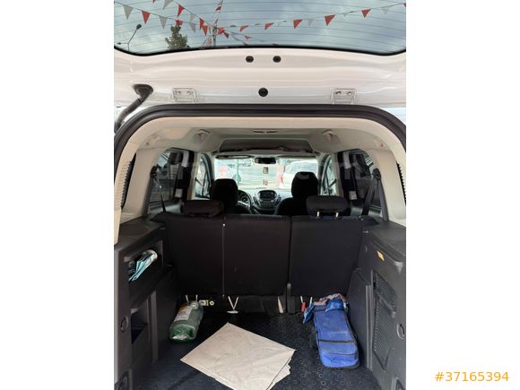 Sahibinden Ford Tourneo Courier 1.5 TDCi Titanium Plus 2018 Model 