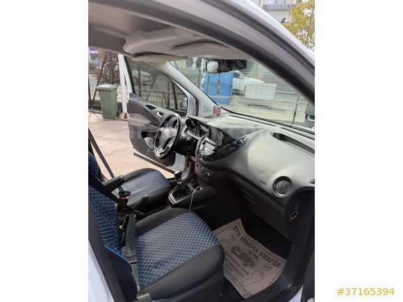 Sahibinden Ford Tourneo Courier 1.5 TDCi Titanium Plus 2018 Model 