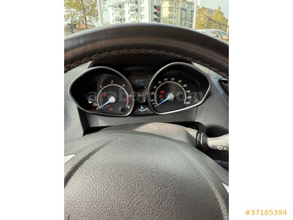 Sahibinden Ford Tourneo Courier 1.5 TDCi Titanium Plus 2018 Model 