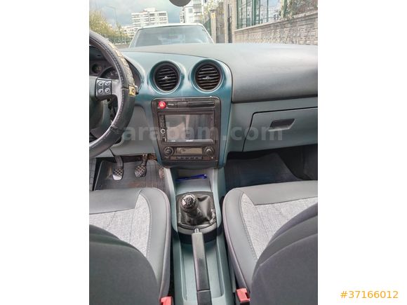 Sahibinden Seat Cordoba 1.4 Basic 2006 Model  310.000 km Gri (Gümüş)