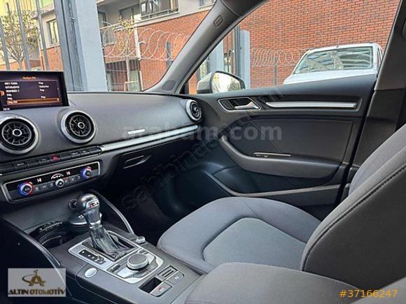 2017 MODEL AUDI A3 1.6TDI DYNAMİC S-TRONİC LED FAR DEGİŞENSİZ