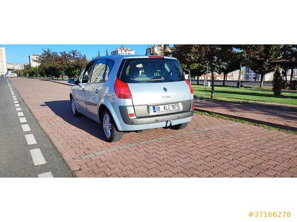 Sahibinden Renault Scenic 2.0 Privilege 2005 Model