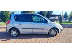Sahibinden Renault Scenic 2.0 Privilege 2005 Model