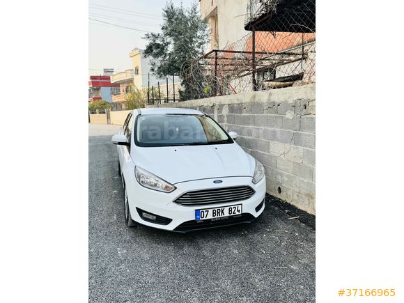 Sahibinden Ford Focus 1.5 TDCi Trend X 2016 Model  214.000 km Beyaz