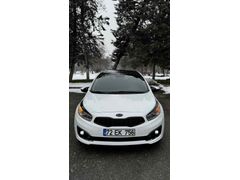 Sahibinden Kia Ceed 1.6 CRDi Premium 2015 Model 