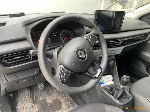 Sahibinden Renault Taliant 1.0 Tce Joy 2022 Model 